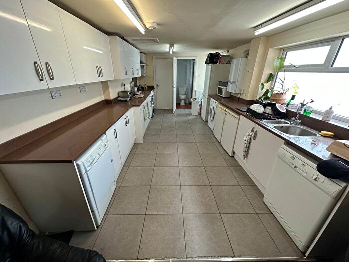 5 Bedroom House To Rent In Dartmouth Road, Selly Oak, West Midlands, B29
