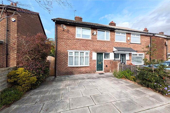 3 Bedroom Semi-Detached House For Sale In Haughton Street, Audenshaw, Tameside, M34