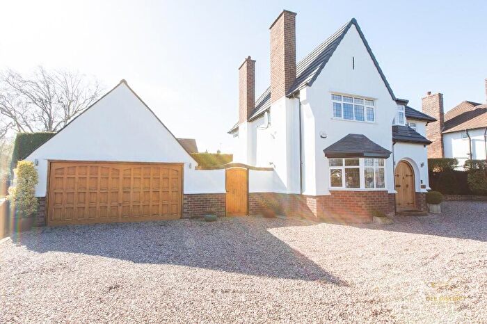 4 Bedroom Detached House For Sale In Telegraph Road, Heswall, Wirral, CH60