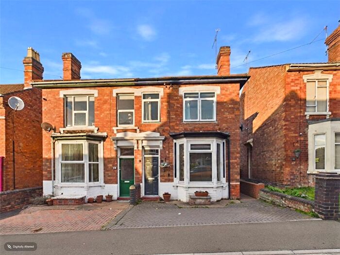2 Bedroom Terraced House For Sale In Tunnel Hill, Worcester, Worcestershire, WR3