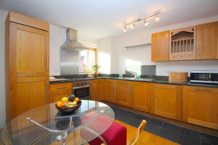 2 Bedroom Apartment To Rent In City Heights, Loughborough, LE11