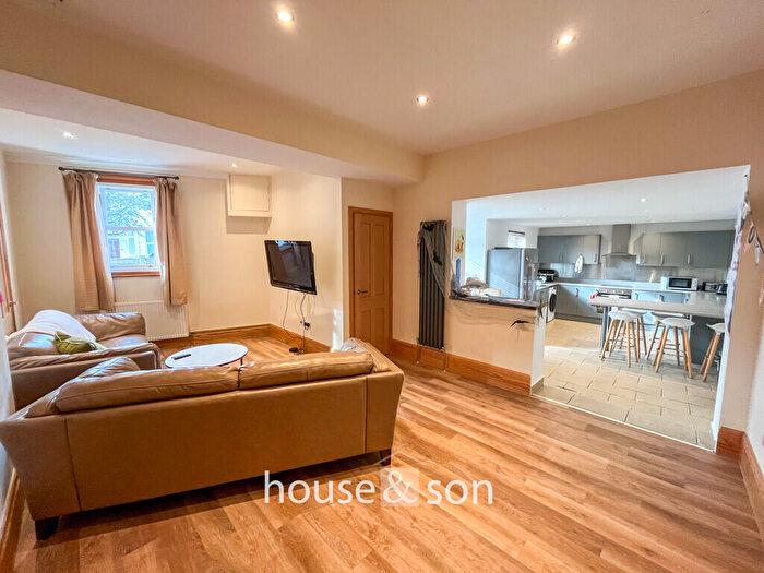 5 Bedroom Detached House To Rent In Truscott Avenue, Winton, BH9