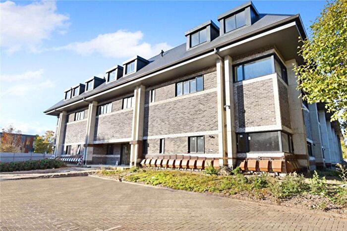 2 Bedroom Apartment To Rent In Emerald House, A London Road, Newbury, Berkshire, RG14