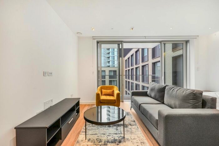 Studio To Rent In Satin House, Piazza Walk, E1