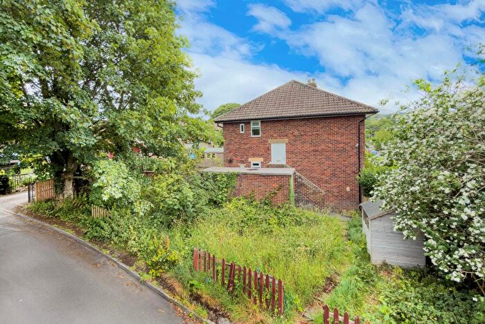2 Bedroom Flat For Sale In Sackville Road, Silsden, Keighley, Bradford, BD20