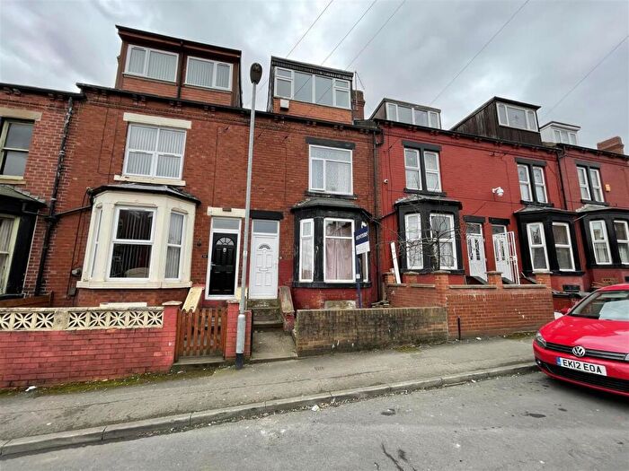1 Bedroom Flat To Rent In Stratford Street, Leeds, LS11