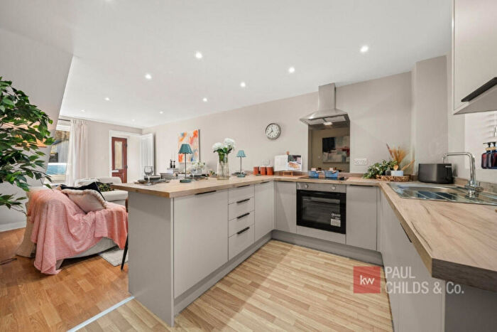 2 Bedroom Terraced House For Sale In Kilmington Close, Bracknell, RG12