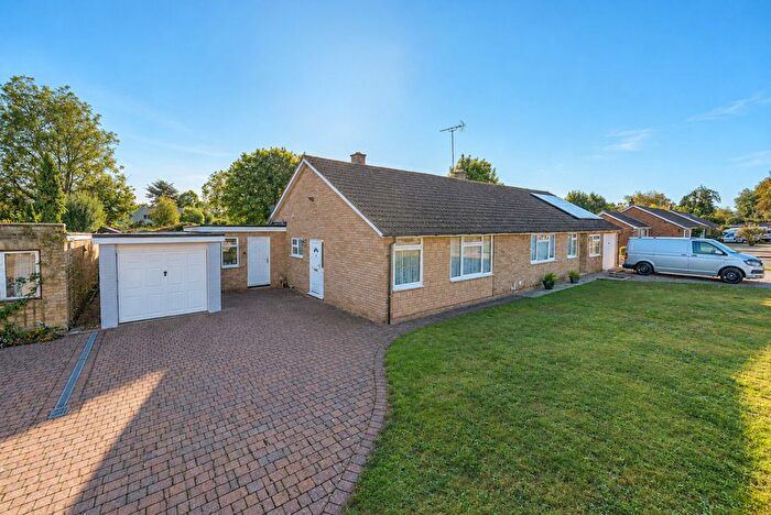 2 Bedroom Bungalow For Sale In St. Marys Close, Henley-On-Thames, Oxfordshire, RG9