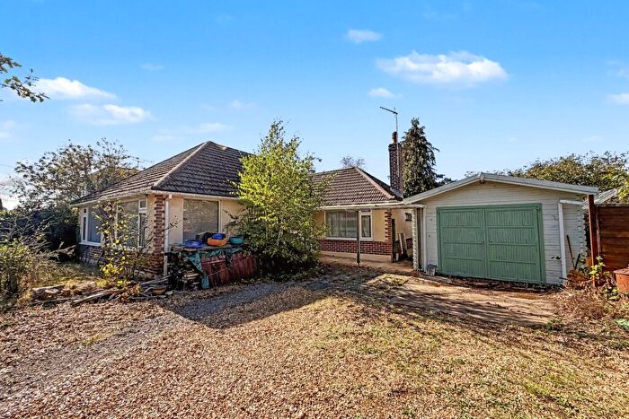3 Bedroom Detached Bungalow For Sale In Verwood, BH31