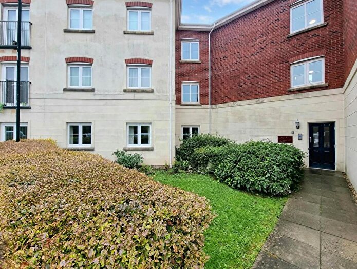 2 Bedroom Apartment For Sale In Coychurch Road, Bridgend, CF31