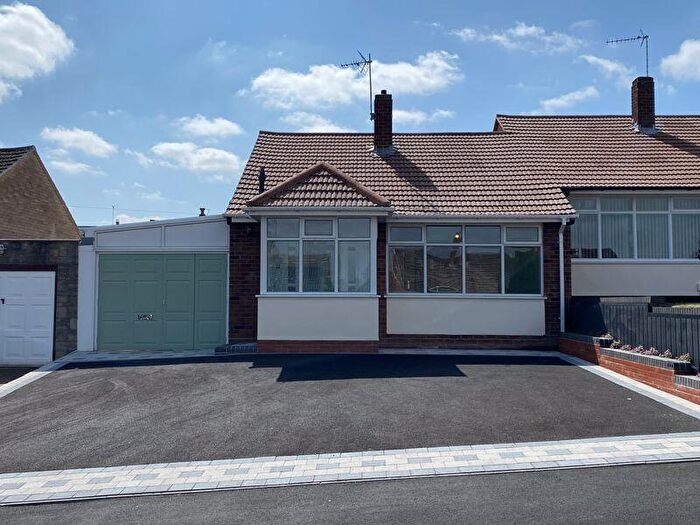 2 Bedroom Semi-Detached Bungalow To Rent In Kayne Close, Kingswinford, DY6