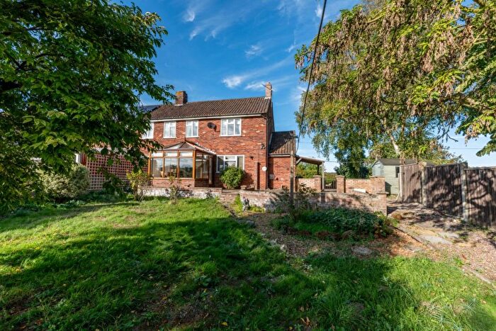 3 Bedroom Semi-Detached House For Sale In Abbey Road, Flitcham, PE31
