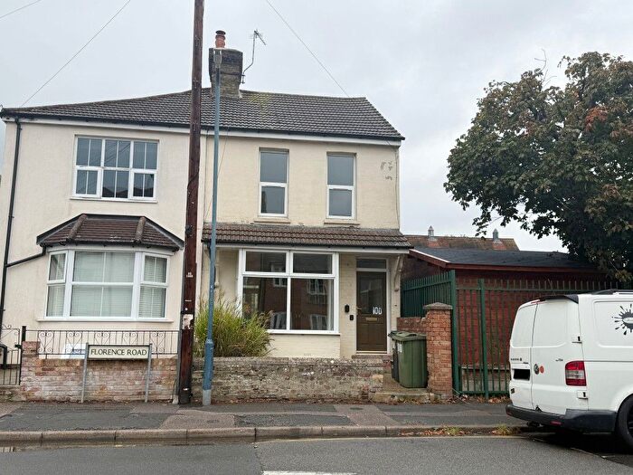 3 Bedroom Semi-Detached House For Sale In Florence Road, Maidstone, Kent, ME16