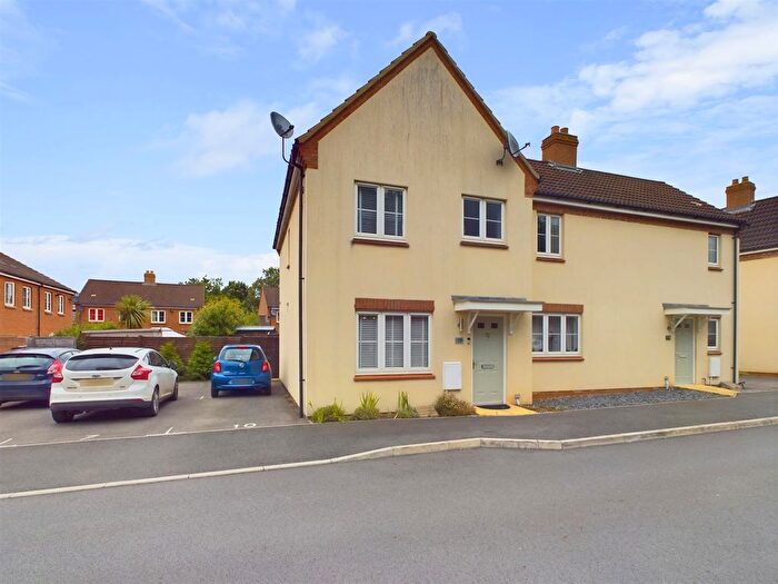 3 Bedroom Semi-Detached House For Sale In Deopham Green, Kingsway, Quedgeley, Gloucester, GL2