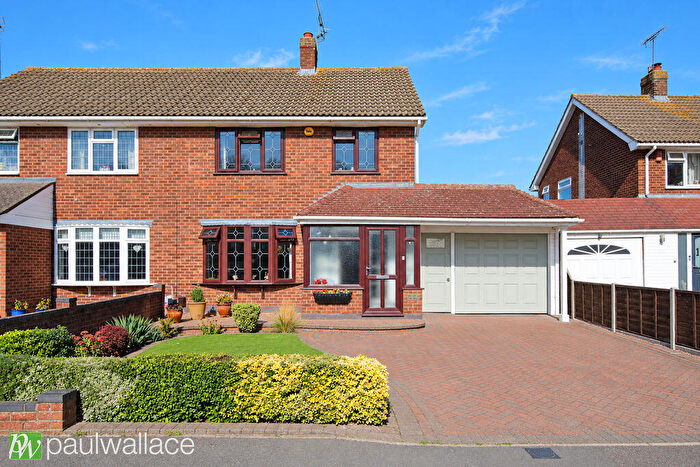 3 Bedroom Semi-Detached House For Sale In Field Way, Hoddesdon | Generous Plot | Extended | Complete Chain, EN11