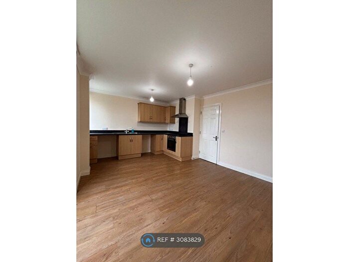 1 Bedroom Flat To Rent In Exeter Road, Exmouth, EX8