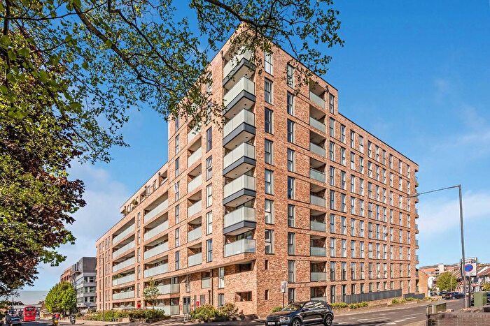 1 Bedroom Flat For Sale In Northolt Road, South Harrow, HA2