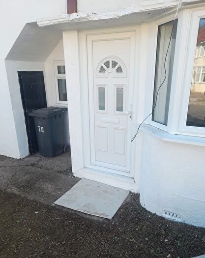 1 Bedroom Maisonette To Rent In Lancaster Avenue, Slough, SL2