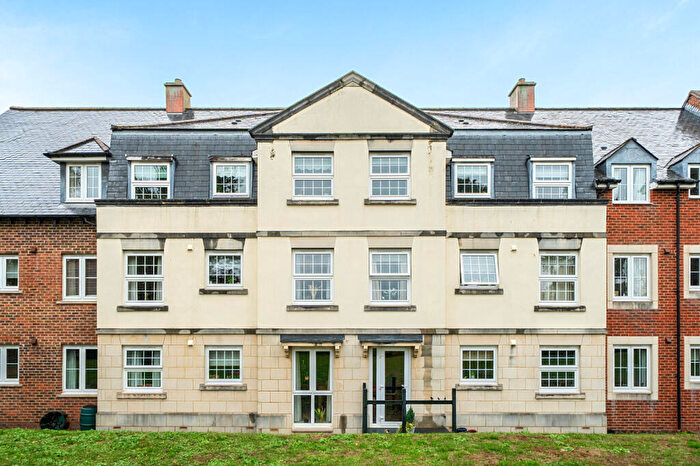 1 Bedroom Apartment For Sale In Saxon Court, Wessex Way, Bicester, OX26