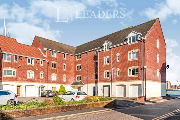 2 Bedroom Flat To Rent In Pacific Close, Southampton, SO14
