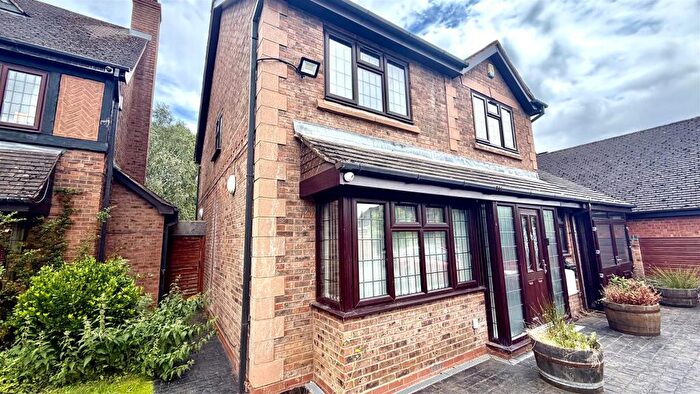 3 Bedroom House To Rent In Oldacre Close, Sutton Coldfield, B76