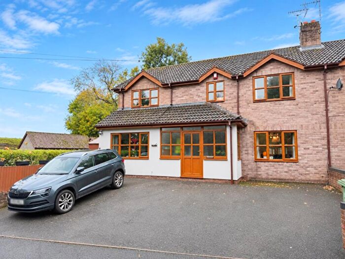5 Bedroom Detached House For Sale In Lyde, Hereford, HR4