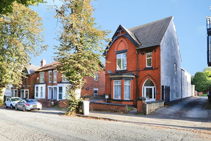 6 Bedroom Detached House For Sale In Oaklands Road, Wolverhampton, West Midlands, WV3