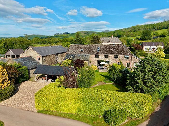 5 Bedroom Semi-Detached House For Sale In Velindre, Brecon, LD3