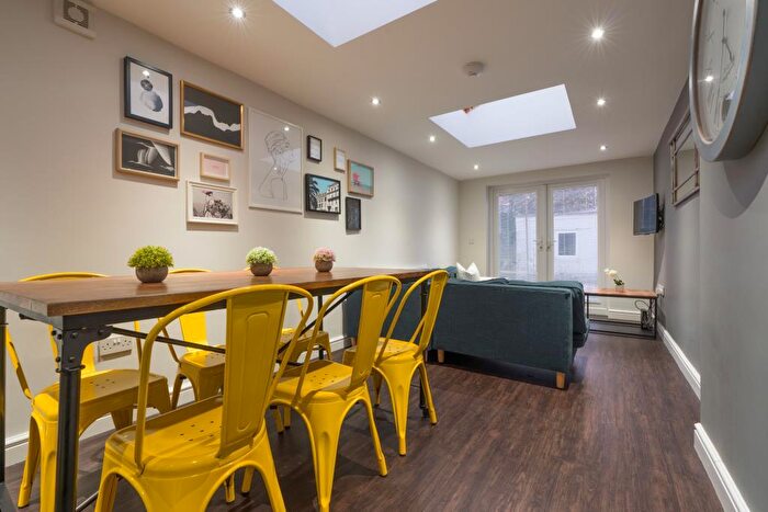7 Bedroom Terraced House To Rent In Richard Street, Cardiff, CF24