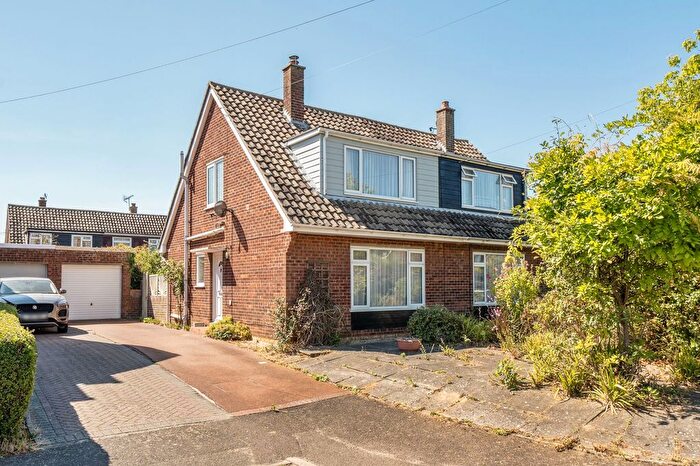 3 Bedroom Semi-Detached House For Sale In Hancocks Close, Leiston, IP16