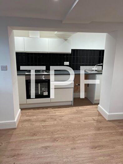 2 Bedroom Flat To Rent In Demesne Road, Manchester, M16