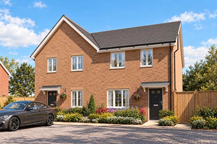 3 Bedroom Semi-Detached House For Sale In Orchard Gardens, Orchard Drive, St. Albans, AL2