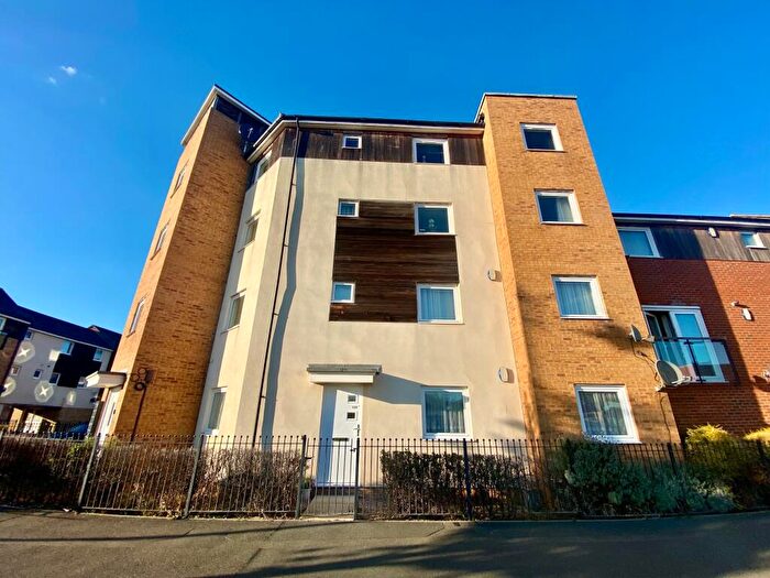 2 Bedroom Flat For Sale In Clayburn Road, Hampton Centre, Peterborough, PE7