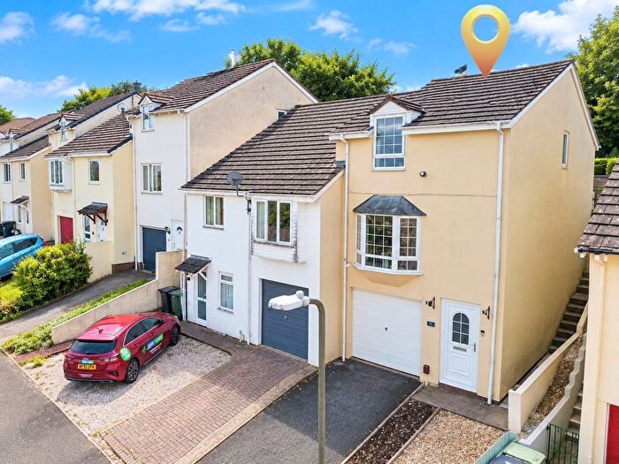 2 Bedroom Semi-Detached House For Sale In Exe Hill, Torquay, TQ2