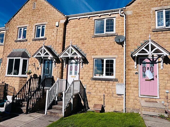 2 Bedroom Terraced House For Sale In School Yard View, Halifax, HX3