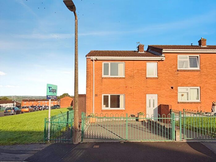 3 Bedroom End Of Terrace House For Sale In Gower View Road, Swansea, SA4