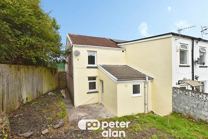 2 Bedroom Detached House For Sale In Windsor Street, Troedyrhiw, Merthyr Tydfil, CF48