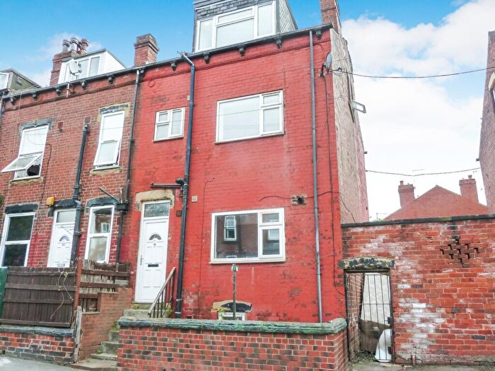 2 Bedroom End Of Terrace House For Sale In Salisbury Road, Leeds, LS12