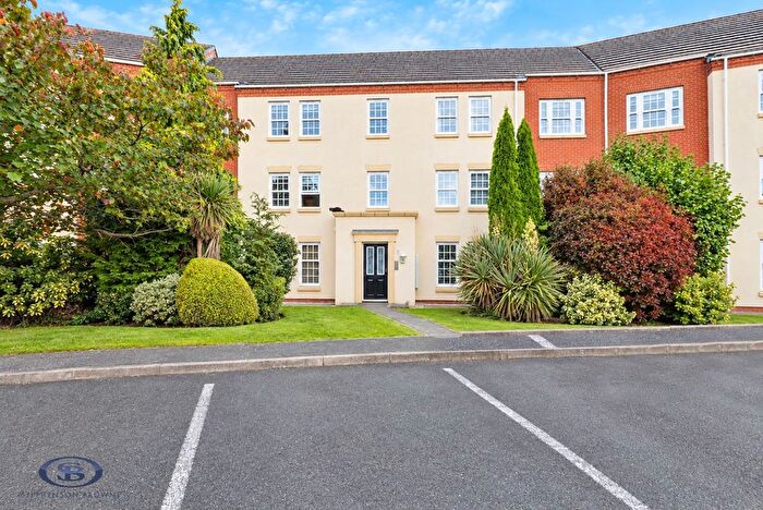 2 Bedroom Flat For Sale In Tyldesley Way, Nantwich, CW5