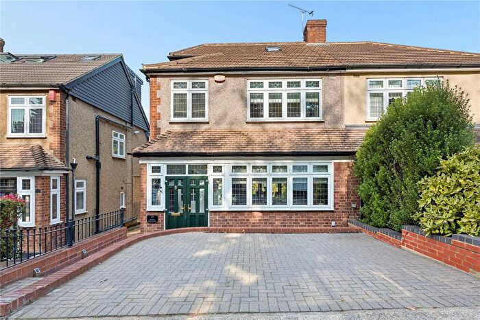 4 Bedroom Semi-Detached House For Sale In Pettits Boulevard, Romford, RM1