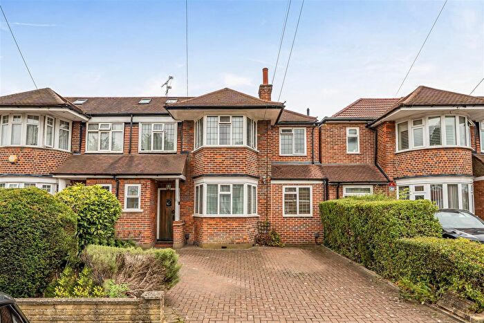 5 Bedroom Semi-Detached House For Sale In Cannonbury Avenue, Pinner, HA5