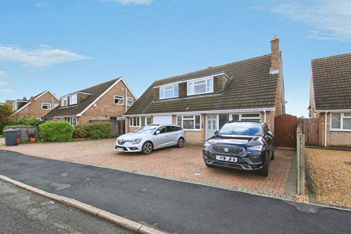 3 Bedroom Semi-Detached House For Sale In Newcastle Drive, Orton Longueville, Peterborough, PE2