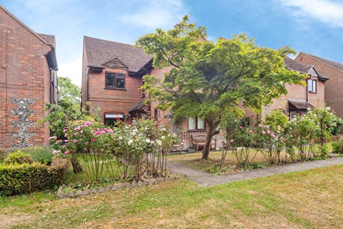 4 Bedroom House To Rent In Chinnor Road, HP27