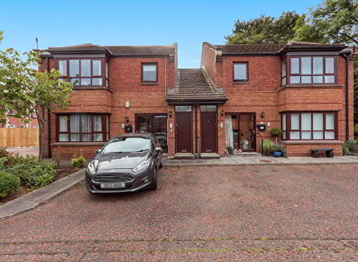 2 Bedroom Apartments For Sale In Cabin Hill Mews, Belfast, BT5