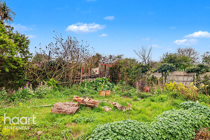 3 Bedroom Property For Sale In Queenborough Drive, Kent, ME12