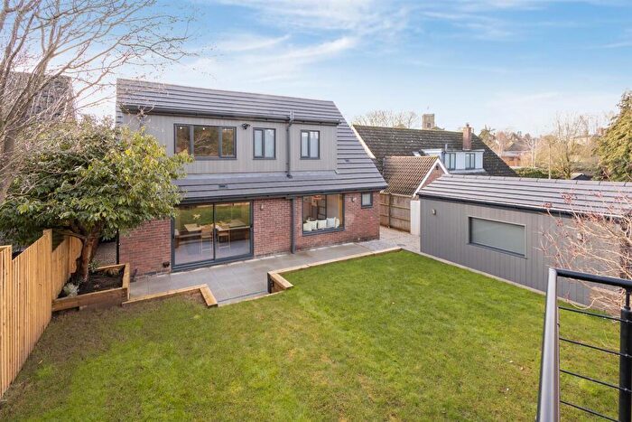4 Bedroom Detached House For Sale In Manor Drive, Stretton On Dunsmore, Rugby, CV23