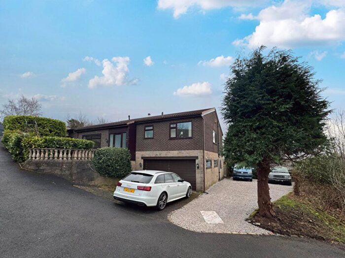 4 Bedroom Detached Bungalow For Sale In Upper Cliff Hill, Shaw, OL2