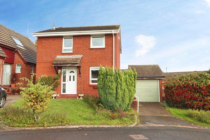 3 Bedroom Detached House For Sale In Grassington Close, Hackenthorpe, Sheffield, S12