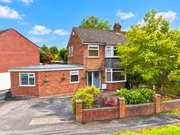 4 Bedroom Semi-Detached House For Sale In Pickwick Road, Poynton, Stockport, Cheshire, SK12