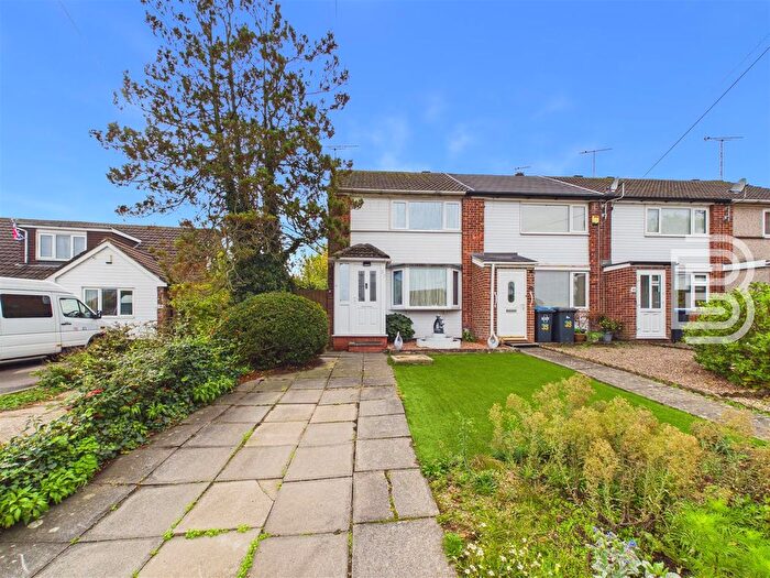 2 Bedroom End Of Terrace House For Sale In Freemantle Road, Rugby, CV22